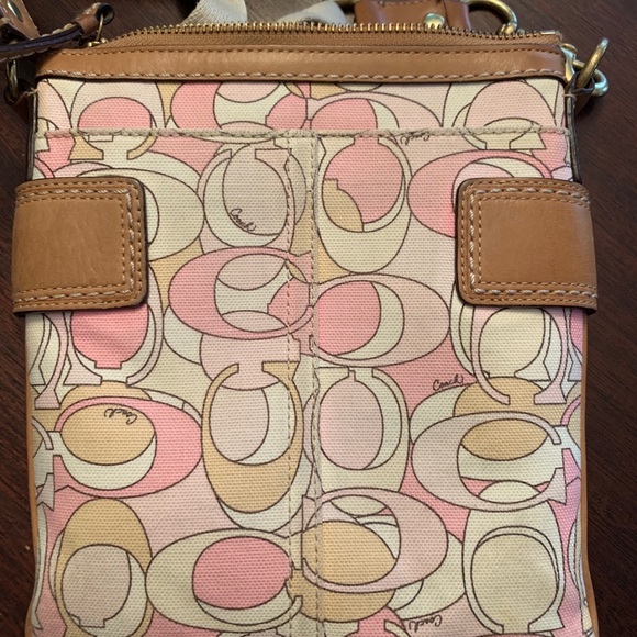 Coach Crossbody Bag - Picture 3 of 6
